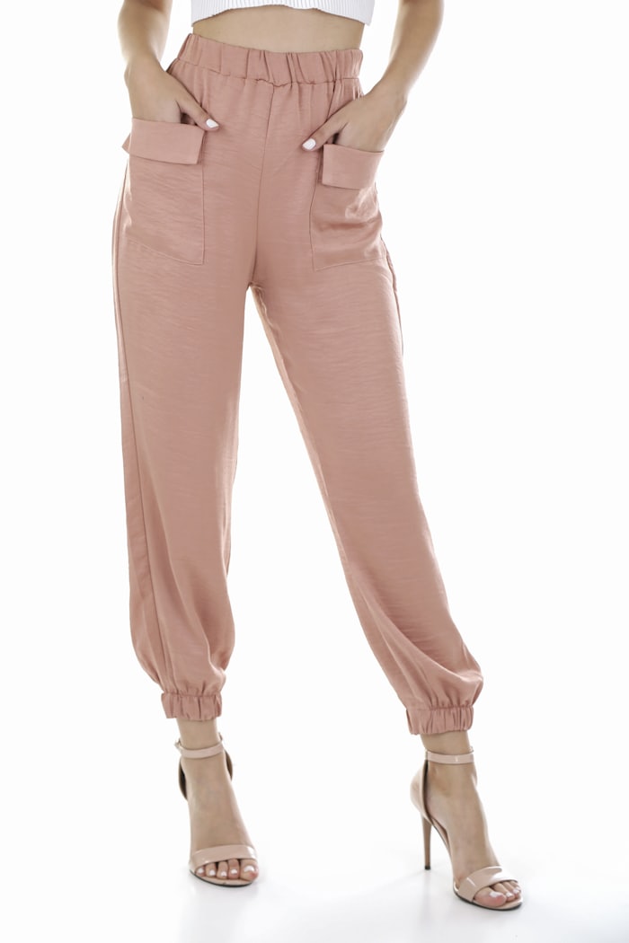 Wide-Leg Trouser